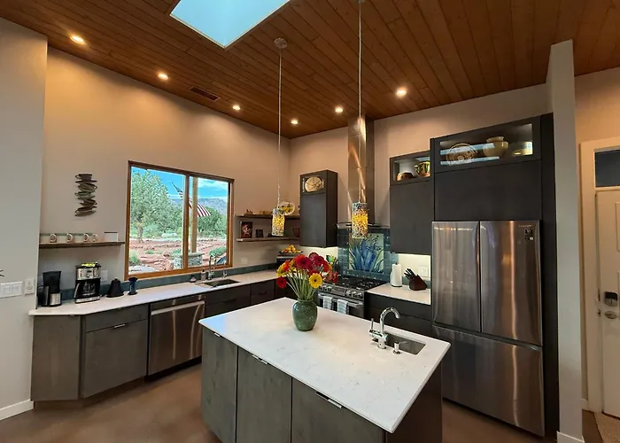 Rancho Rojo Sedona W Casita Hot Tub 3br 2.5ba Sleeps 6 Holiday home Oak Creek