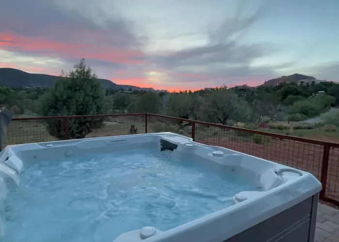 Rancho Rojo Sedona W Casita Hot Tub 3br 2.5ba Sleeps 6 Holiday home Oak Creek